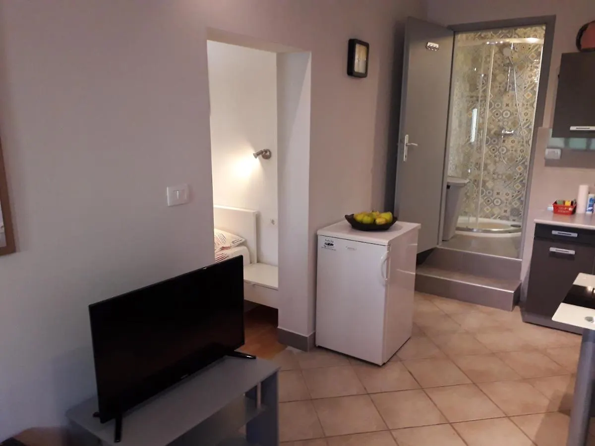 Apartment Bozac Pula